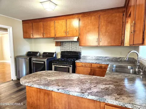 724 Fields St, Kinston, NC 28501 photo 8