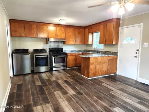 724 Fields St, Kinston, NC 28501 photo 6