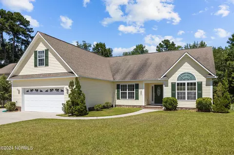 108 Leana Ln, Havelock, NC 28532