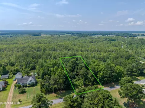 487 Country Estate Rd, Columbia, NC 27925