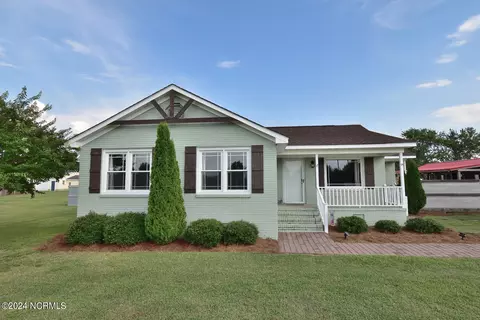 813 Fillmore Rd, Tarboro, NC 27886