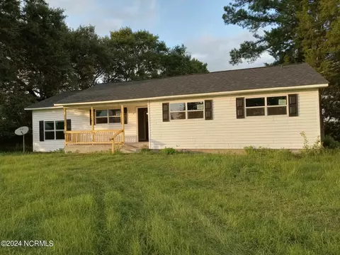 170 Honolulu Rd, Vanceboro, NC 28586