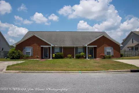 3024 Cheryl Ct #A&B, Winterville, NC 28590