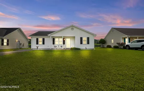 123 Springvale St, Elizabeth City, NC 27909