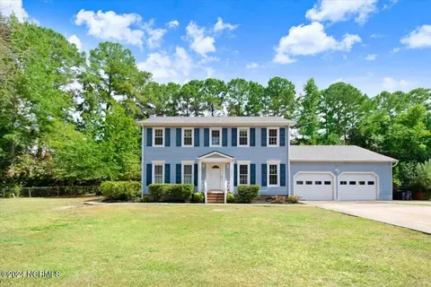702 Shelley Dr, Goldsboro, NC 27534 | 28 Photos - Movoto