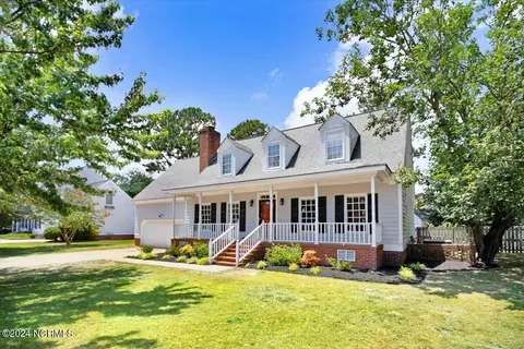 203 Smith Dr, Goldsboro, NC 27534