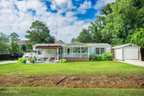 414 E Seaview Rd, Wilmington, NC 28409
