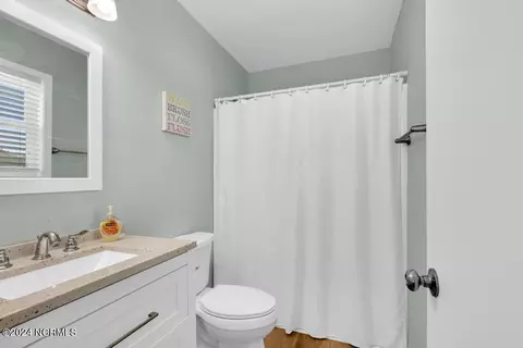 Bath - 9259 Ocean Dr E, Emerald Isle, NC 28594 photo 2 of 4