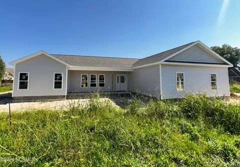 2030 Old Airport Rd, New Bern, NC 28562