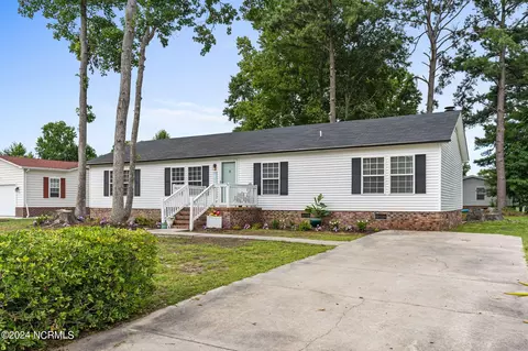 1078 Captains Ct, Carolina Shores, NC 28467
