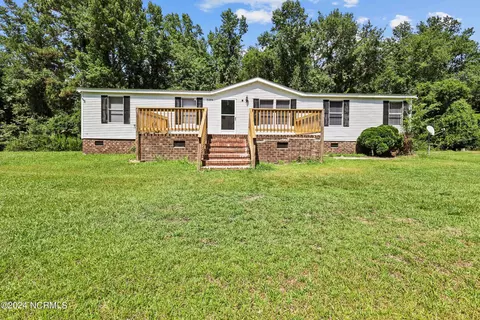 3105 S Nc 50 Hwy, Beulaville, NC 28518