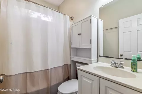 108 Hickory Cir, Hampstead, NC 28443 photo 15
