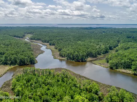 11 Bradford Ct, Belhaven, NC 27810