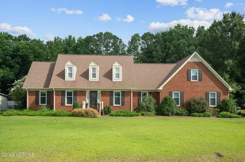 113 Squire Dr, Winterville, NC 28590