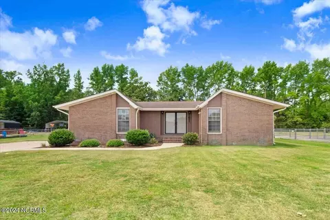 1652 Tommys Rd, Goldsboro, NC 27534