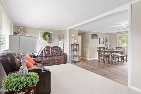 Other - 406 E Murphy St, Wallace, NC 28466 photo 3 of 8