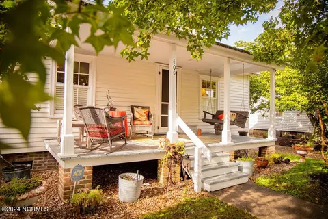 409 Phillips St, Edenton, NC 27932