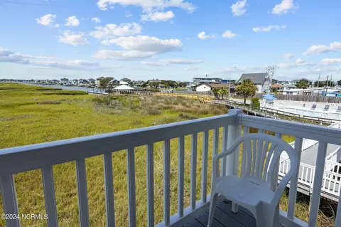 602 W Ft Macon Rd #228, Atlantic Beach, NC 28512