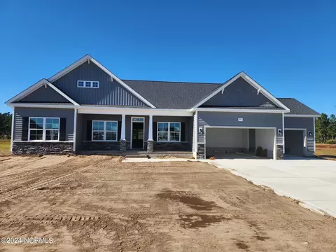 997 Appaloosa Trl, Grimesland, NC 27837
