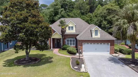 1122 Mill Run Rd, Sneads Ferry, NC 28460