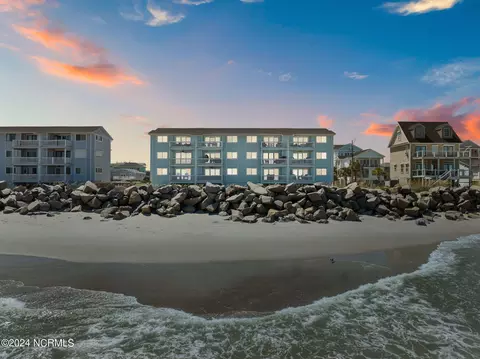 1618 Carolina Beach Ave N UNIT B4, Carolina Beach, NC 28428