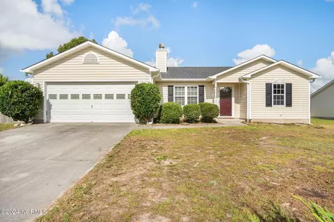 101 Linden Rd, Richlands, NC 28574
