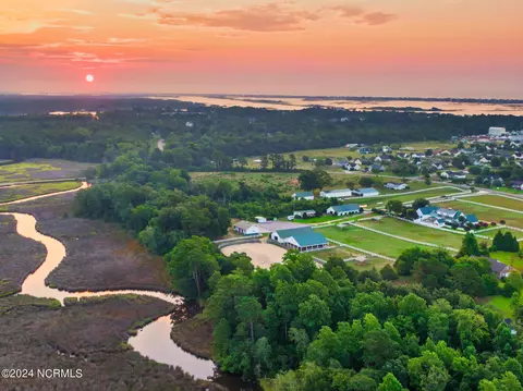 2885 Sloop Point Loop Rd, Hampstead, NC 28443 photo 7