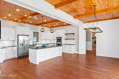 2885 Sloop Point Loop Rd, Hampstead, NC 28443 photo 14