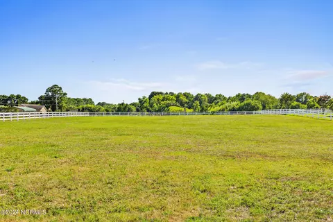2885 Sloop Point Loop Rd, Hampstead, NC 28443 photo 45