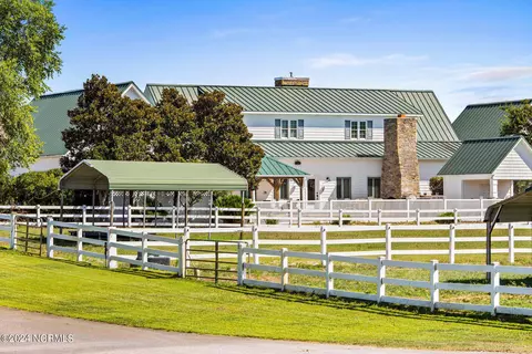 2885 Sloop Point Loop Rd, Hampstead, NC 28443 photo 6
