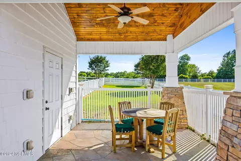 2885 Sloop Point Loop Rd, Hampstead, NC 28443 photo 32