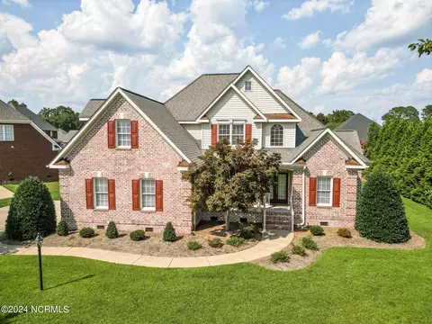 1102 Sunset Dr, Goldsboro, NC 27534