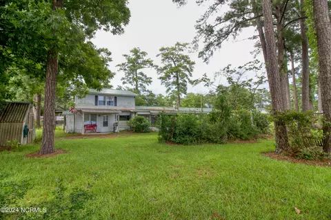 176 Moores Creek Ln, Merritt, NC 28556
