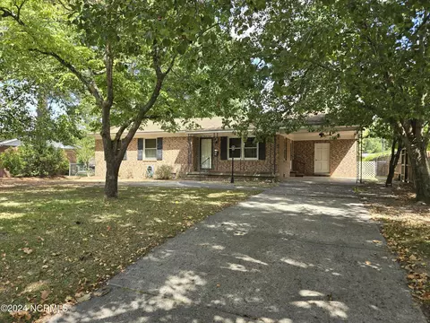 928 Montclair Ave, Rockingham, NC 28379