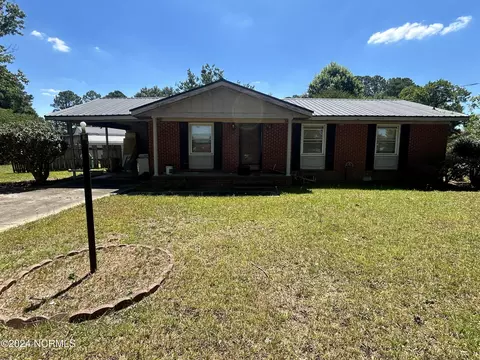 411 Croom Dr, Goldsboro, NC 27530