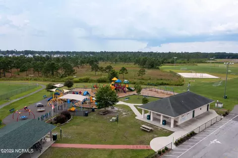 View/Area - 495 Grandview Dr, Hampstead, NC 28443 photo 12 of 12