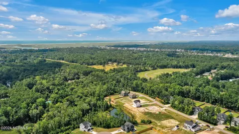 View/Area - 495 Grandview Dr, Hampstead, NC 28443 photo 9 of 12