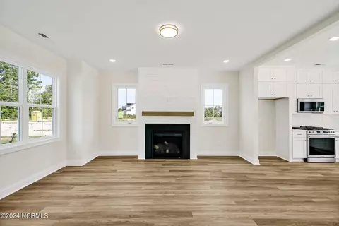 Living - 495 Grandview Dr, Hampstead, NC 28443 photo 2 of 6