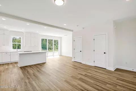 Living - 495 Grandview Dr, Hampstead, NC 28443 photo 6 of 6