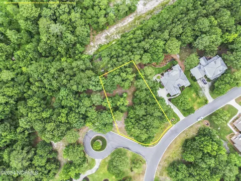 104 Red Sunset Ct, Wallace, NC 28466