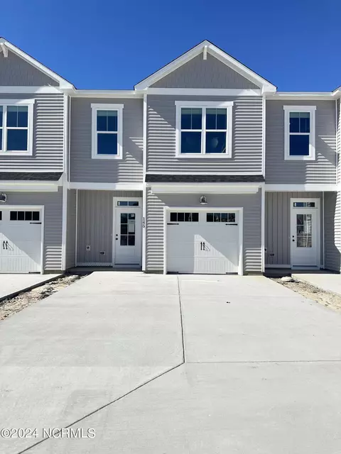 145 Jansen Ln, Winnabow, NC 28479