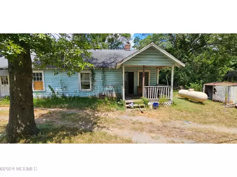 104 Wallace Ave, Rockingham, NC 28379