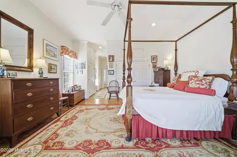 Bedroom - 446 Batchelor Bay Dr, Windsor, NC 27983 photo 3 of 6