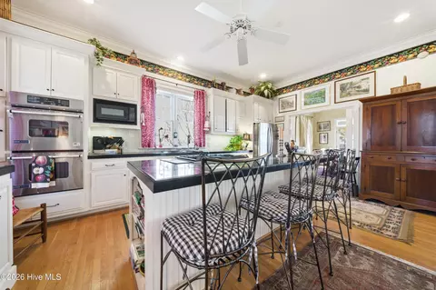 Kitchen - 446 Batchelor Bay Dr, Windsor, NC 27983 photo 3 of 4