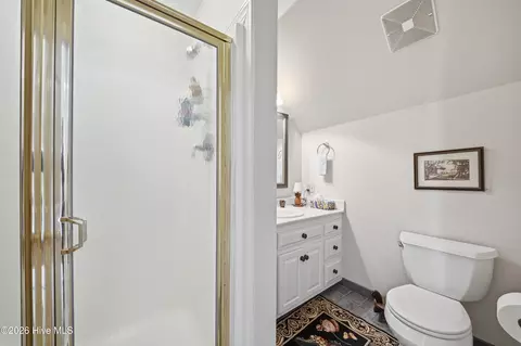 Bath - 446 Batchelor Bay Dr, Windsor, NC 27983 photo 4 of 5