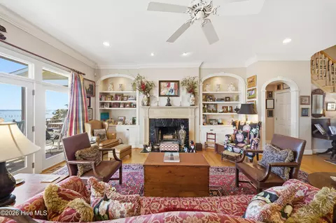 Living - 446 Batchelor Bay Dr, Windsor, NC 27983 photo 4 of 4