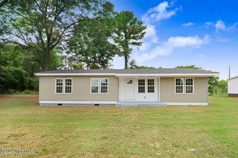 514 Durham Lake Rd, Dudley, NC 28333