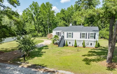 23 Loblolly Ln, Washington, NC 27889
