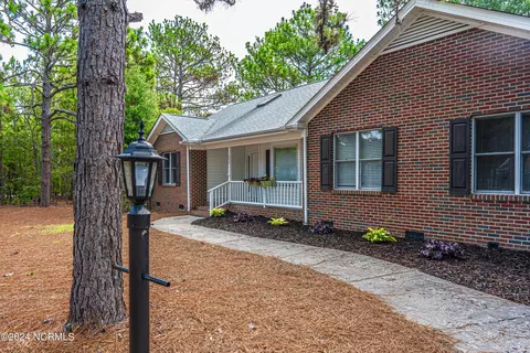 233 Juniper Creek Blvd, Pinehurst, NC 28374 photo 3