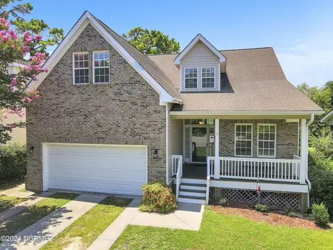 5109 Boss Ct SE, Southport, NC 28461